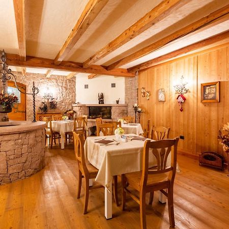 Appartamento Le Colonne - Relais Villa Quercia Tassullo Bagian luar foto