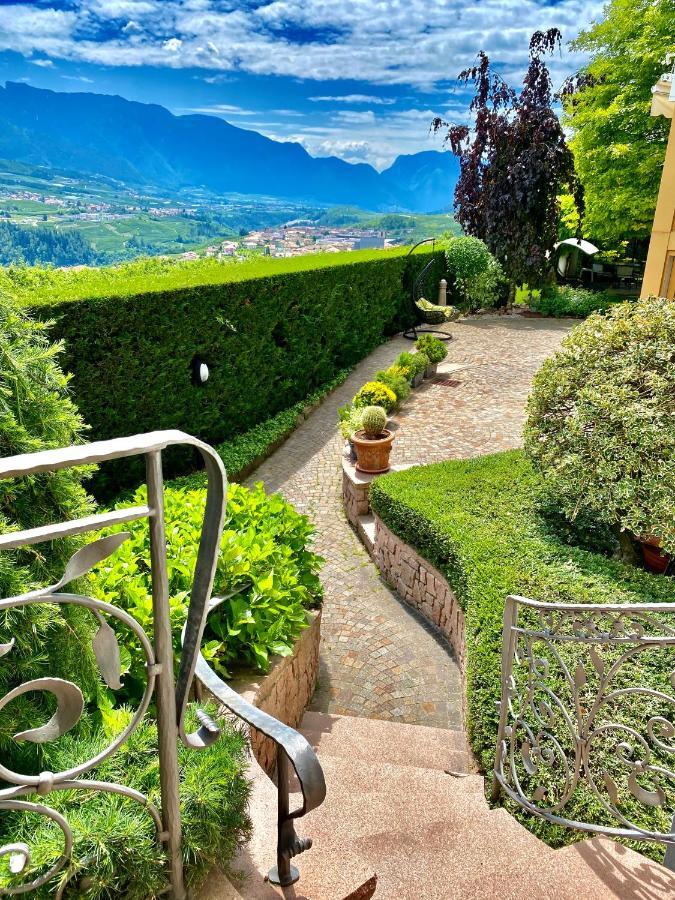 Appartamento Le Colonne - Relais Villa Quercia Tassullo Bagian luar foto