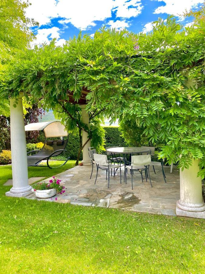 Appartamento Le Colonne - Relais Villa Quercia Tassullo Bagian luar foto